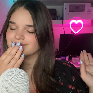 Octopus Squishy + Honeyspoon + Outro