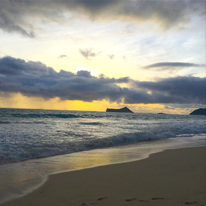 Waimanalo Skies