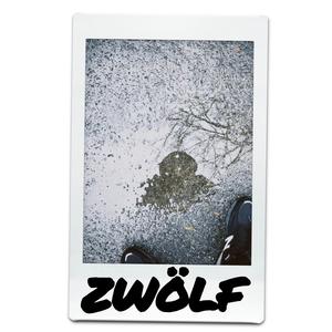 zwölf