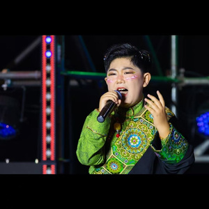 阿嫫（不是现在火的，只是一首同名歌曲）