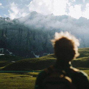 翻山越岭，双向奔赴