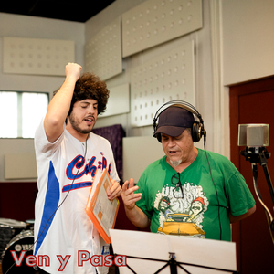 Ven y Pasa