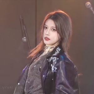 Im Not Your Girl 朱怡欣