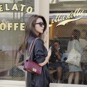 女人何苦为难女人