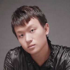 拼搏努力青春路