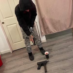 colors (feat. jugnino)