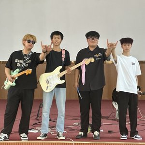 不愿离去demo(live版)