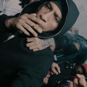 DONT LET HIM RUN (feat. Sdot Go)