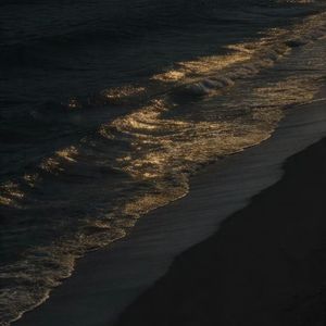你落在了星空，而我在人海中