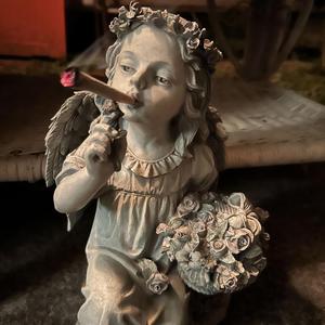 High Fashion (feat. Jayzen)