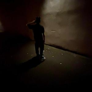 bodys drop (feat. DLA)