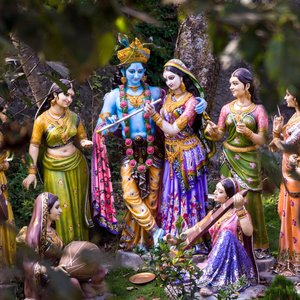 Shri Krishna Sharanam Mamah
