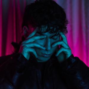 APROVECHEMONOS (feat. Mistic0)