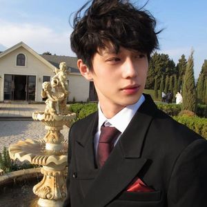 心脏是雪花绣的痂