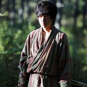 Dari gi gawa-Nga Kinley Choe gi Superman