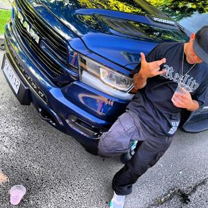 YA CORONÉ (feat. Kevin Nomas)