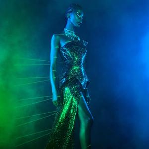 Red Lyght, Green Lyght