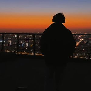 红（4U）（原.罗言）