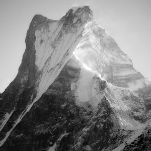 Makalu (feat. GËTNINE)