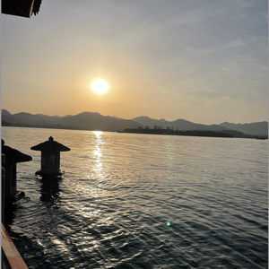 总有一天你会出现在我身边