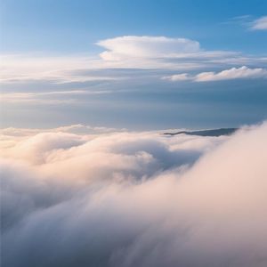 流云自在乘风行