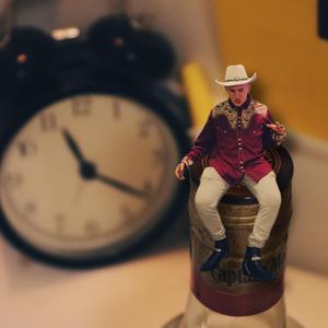 PYSY PERÄS (feat. Sege)