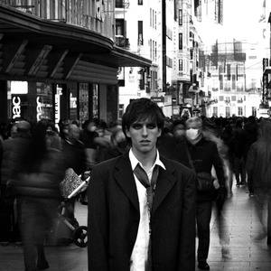 Todo Sobra Menos Tú