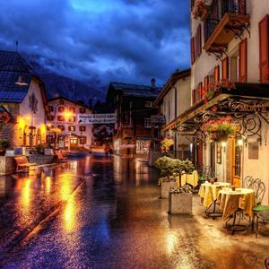 love in the moment (爱在当下 feat. K-Jin）