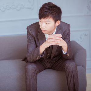 熟悉的城陌生的人