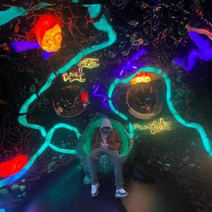 IDK (feat. KIIINGBOO)