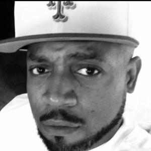 Dutchy (hosted by FlirtBoi)