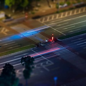 我们总是在十字路口