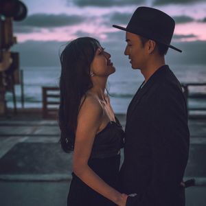 海边的草坪婚礼