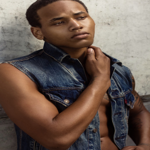 She Don't Wanna Play