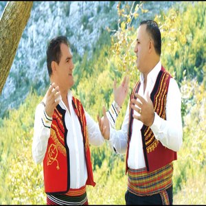 O Bilbil n'kafaz prej xhami