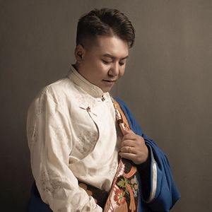 增太才让  意中人