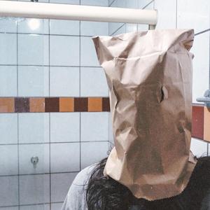 um punho erguido contra o céu (sem letra ainda)