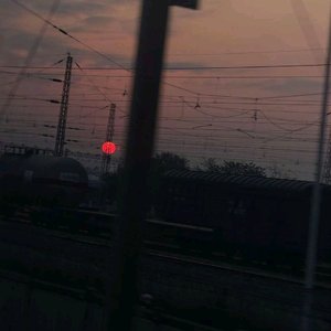 《明月照我还》