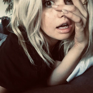 wOW