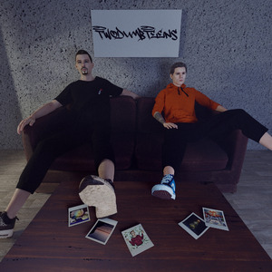 TwoDumbTeens