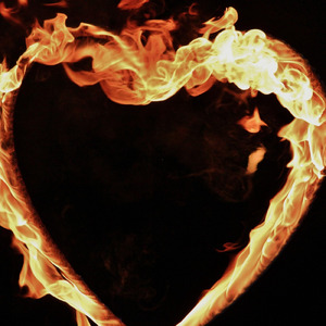 愛の炎