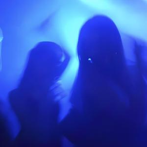 Latino (feat. Loco & Esperanza)