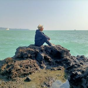 《生活之歌》（邓书龙词）