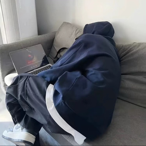 背包里装满未说的话