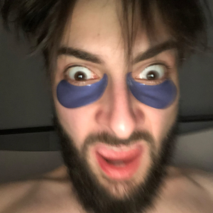 Обниму и поцелую