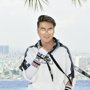 Muộn (Live Version)