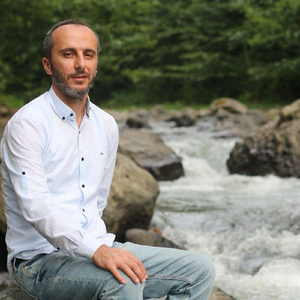 Sen Anlasaydın Bari