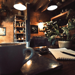 都市のささやき