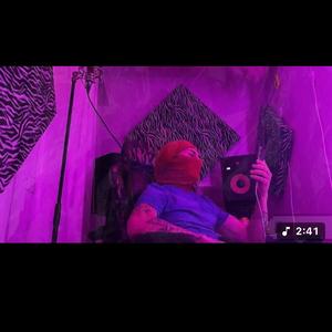 Im Back (GIF Video Clip)