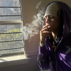 slugs (feat. luhhrr)